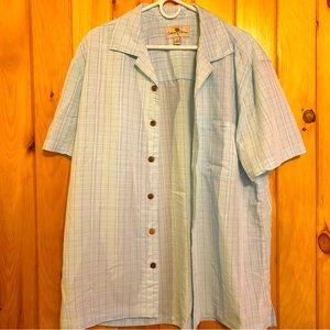 Island Shores Men’s Light Blue Short Sleeve Button Down Shirt